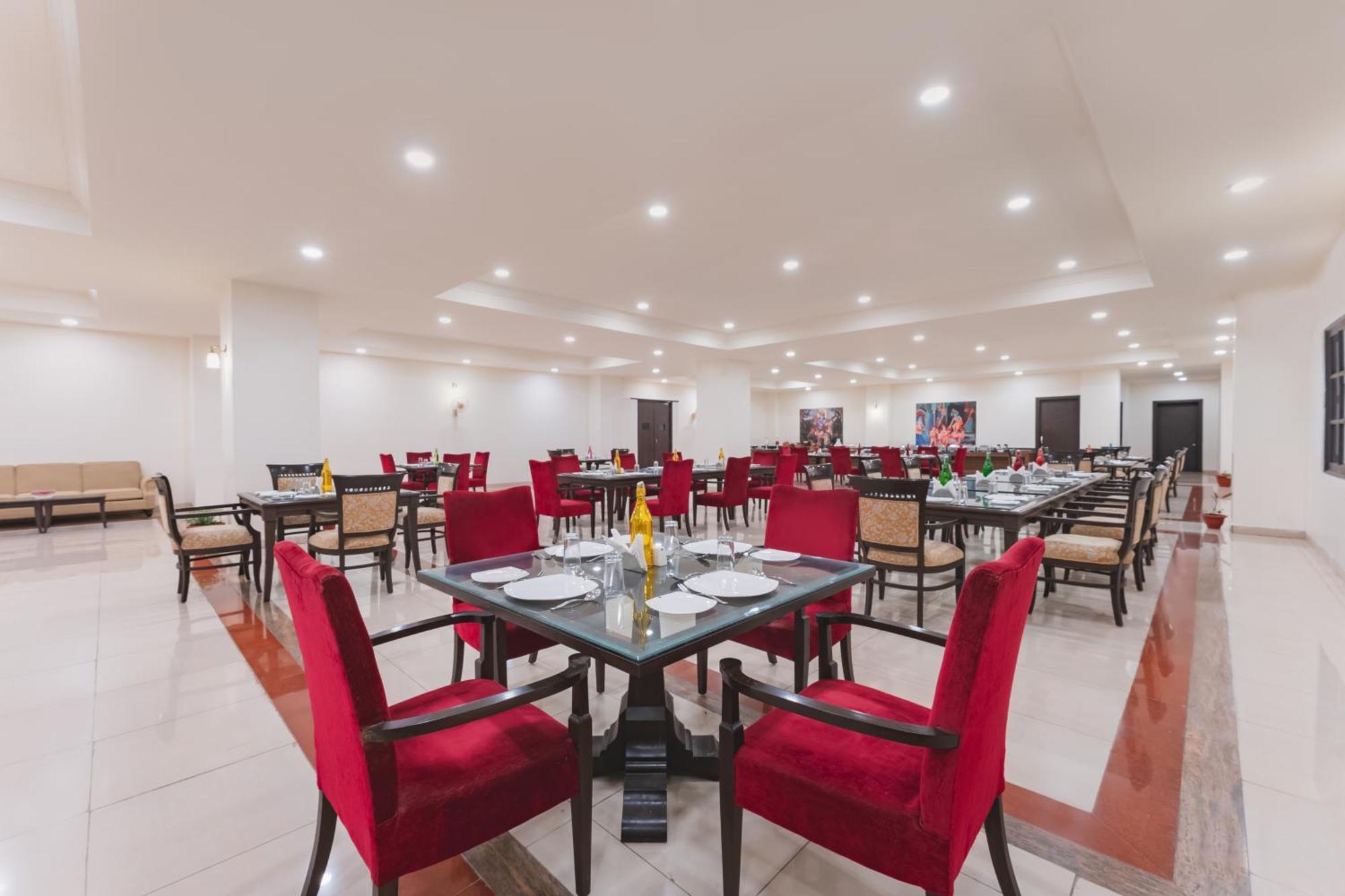 Shree Vallabh Vilas Lords Plaza Nathdwara - Pure Veg Eklingji Exterior photo