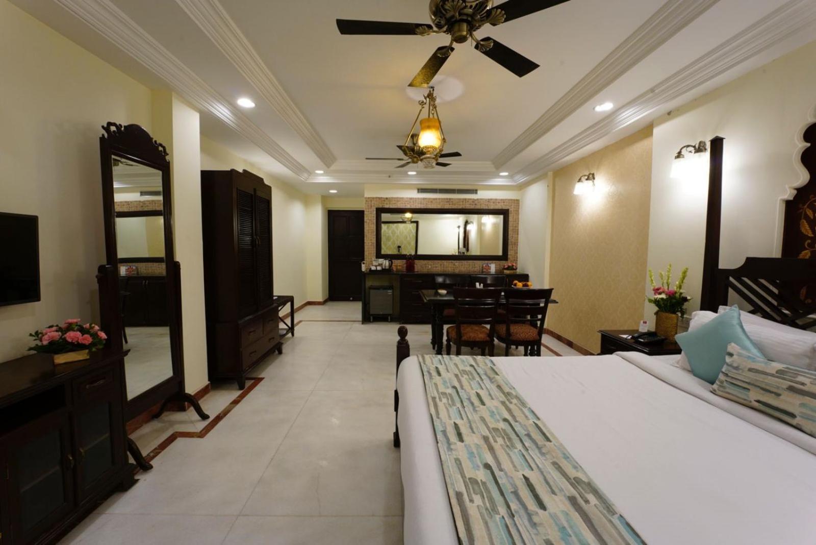 Shree Vallabh Vilas Lords Plaza Nathdwara - Pure Veg Eklingji Exterior photo