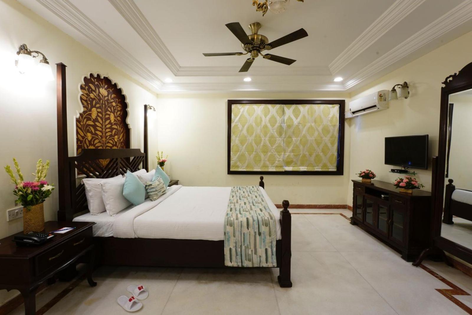 Shree Vallabh Vilas Lords Plaza Nathdwara - Pure Veg Eklingji Exterior photo
